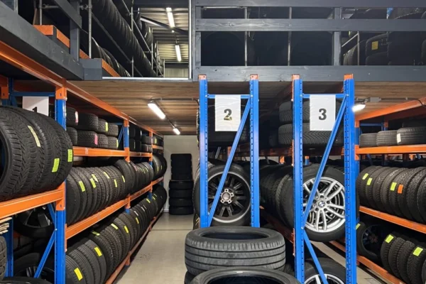 Auto Uitlijnen bij Bandorama – Voor Veiligheid, Comfort en Duurzaamheid